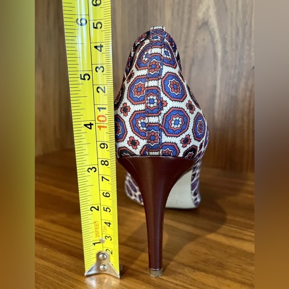 Rare EUC JCREW Everly T-Strap Cap Toe Pump 7.5 Ratti Silk Foulard Burgundy Multi - Picture 8 of 12
